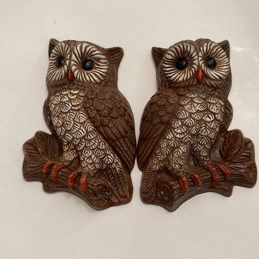 Vintage plastic owls wall hanging - Picture 8 of 8